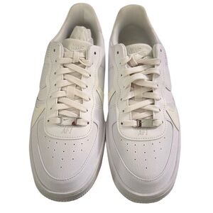 Nike women’s platform Air Force 1 size 8 Sneakers